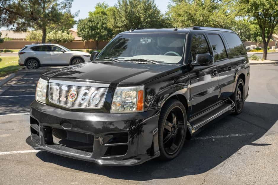 2003 Cadillac Escalade & EXT GMT800 (2002-2006) sold for $17,000