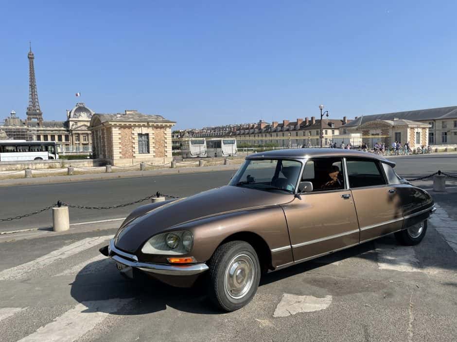 1974 Citroen DS sold for $38,000