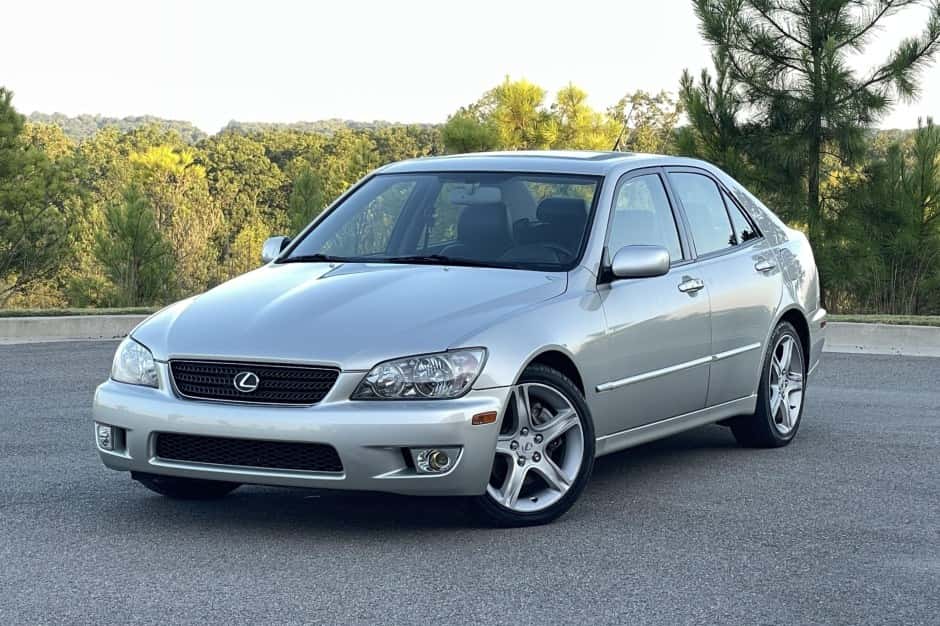 2002 Lexus IS sold for $14,790