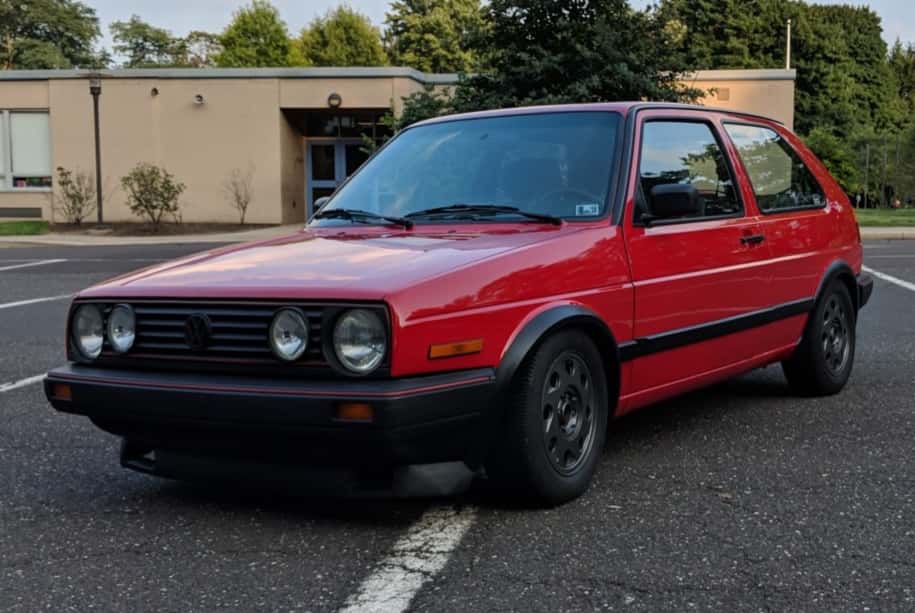 1990 Volkswagen GTI Mk2 sold for $4,100