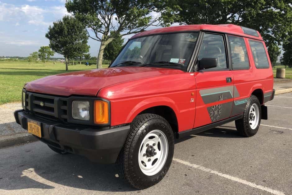 1993 Land Rover Discovery sold for $6,850