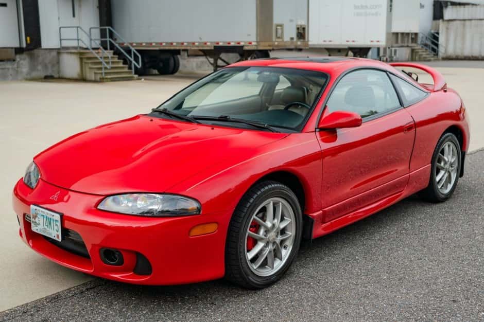 1999 Mitsubishi Eclipse, Eagle Talon, & Plymouth Laser sold for $31,000