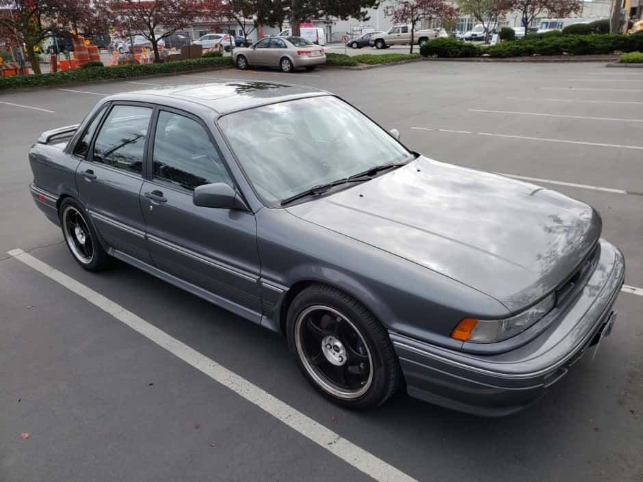1992 Mitsubishi Lancer Evolution sold for $11,250