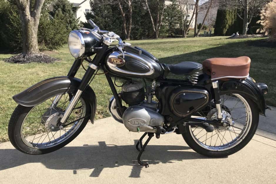 1957 Triumph Bonneville T120 sold for $3,600