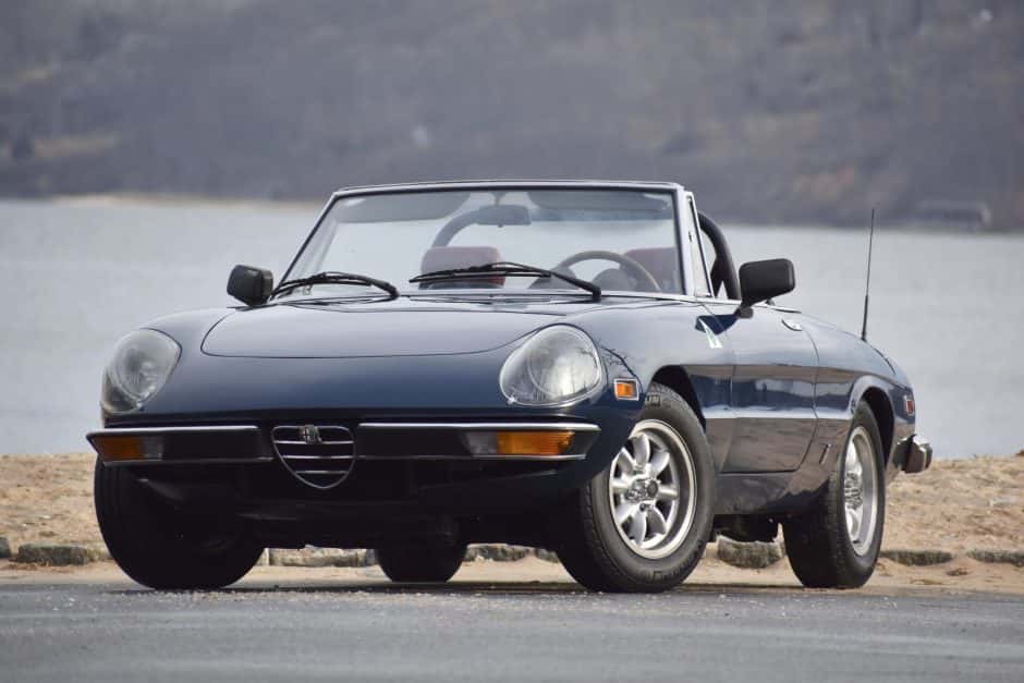 1979 Alfa Romeo 105/115 Spider Series 2 sold for $11,000