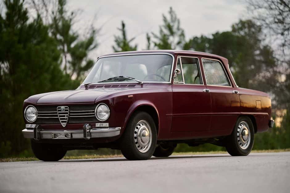 1969 Alfa Romeo 105 Series Sedan sold for $19,120