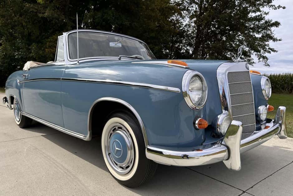 1959 Mercedes-Benz Ponton sold for $66,000