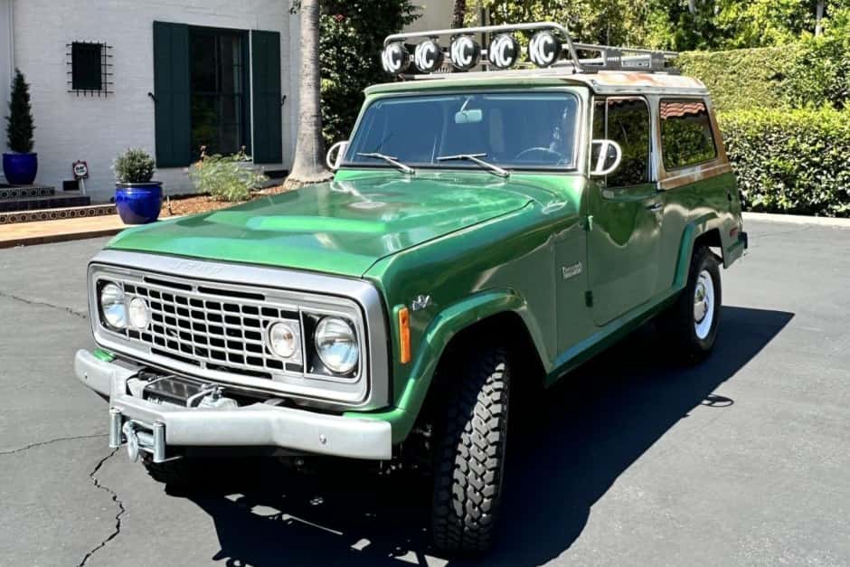 1973 Jeep Jeepster Commando sold for $12,000