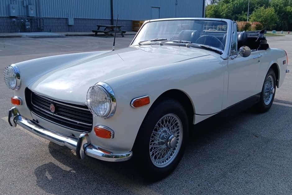 1973 MG Midget sold for $6,000