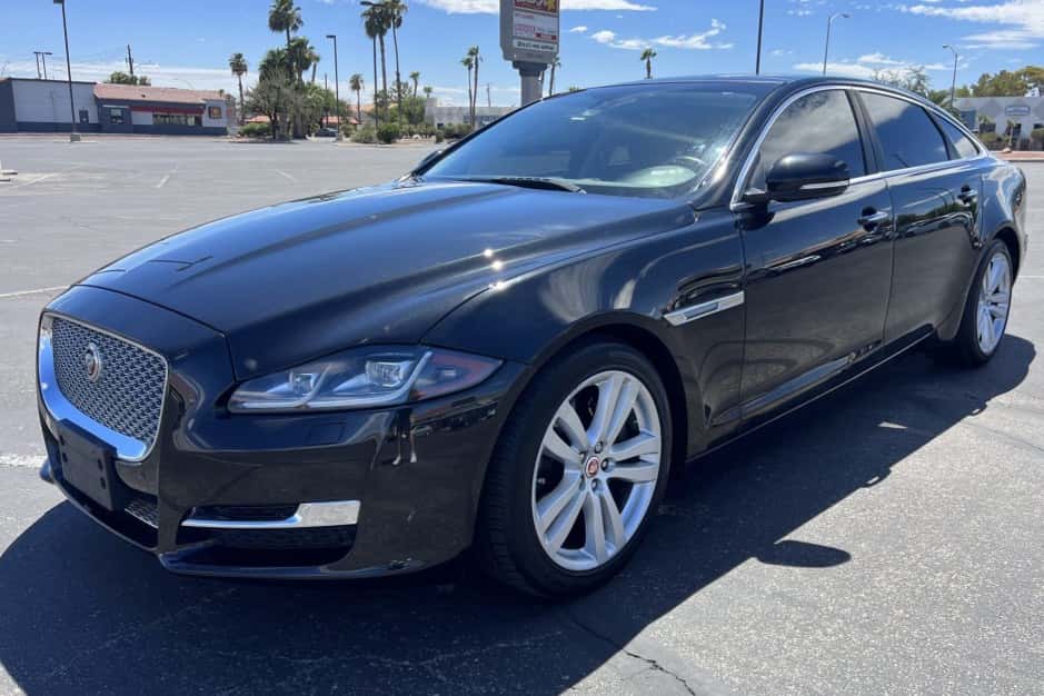 2016 Jaguar X351 XJ (2010-2019) sold for $16,750