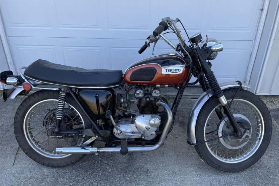 1971 Triumph Trophy sold for $3,101