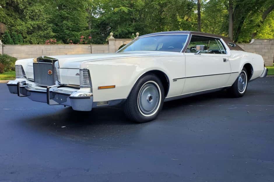1974 Lincoln Continental Mark IV (1972-1976) sold for $28,000