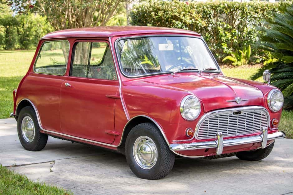 1960 Mini Mk I & Mk II sold for $14,200