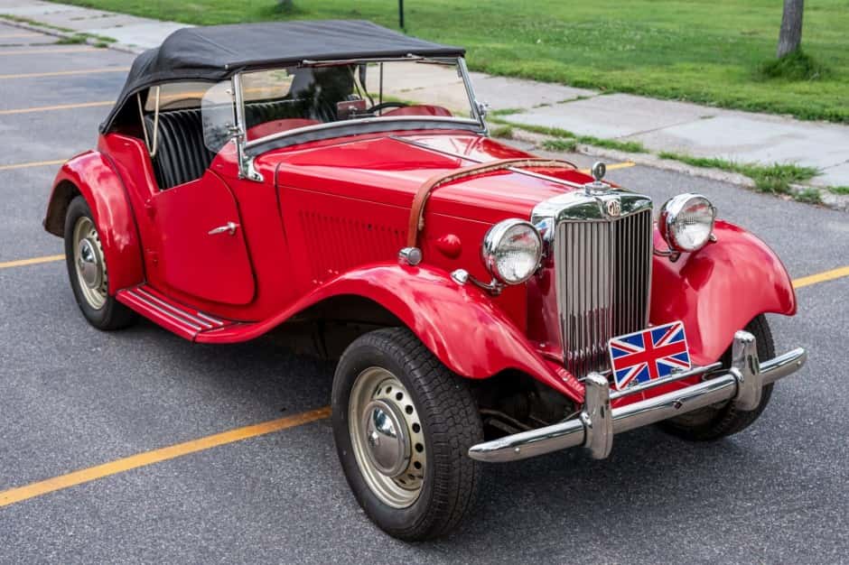 1952 MG TD sold for $8,100