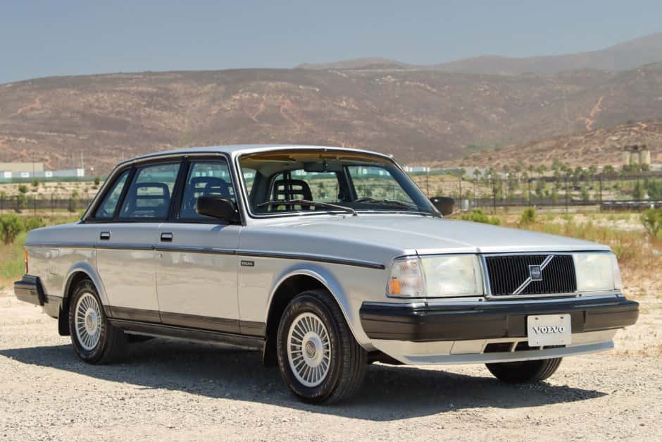 1989 Volvo 240 sold for $12,250