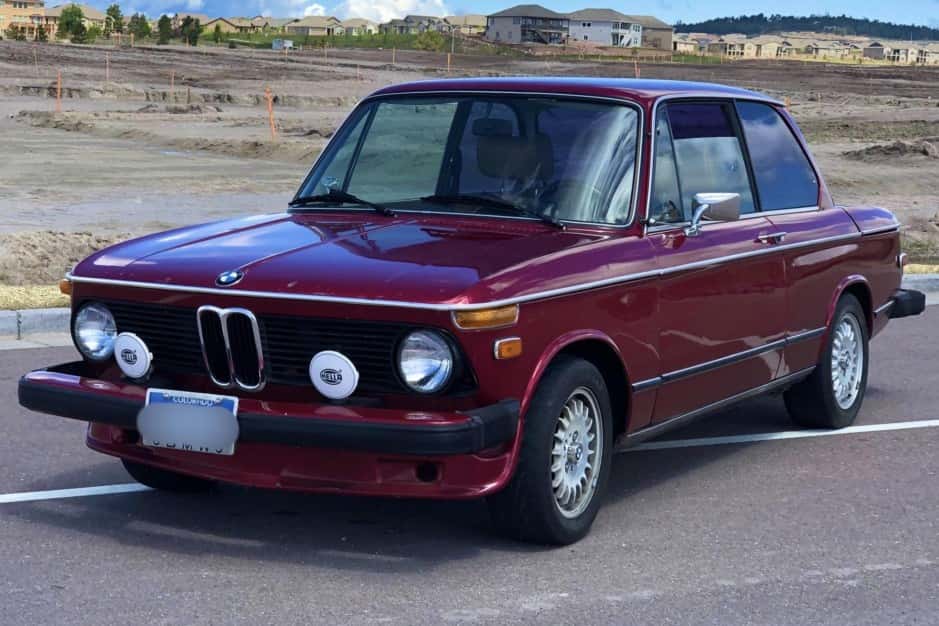1976 BMW 2002 sold for $11,000