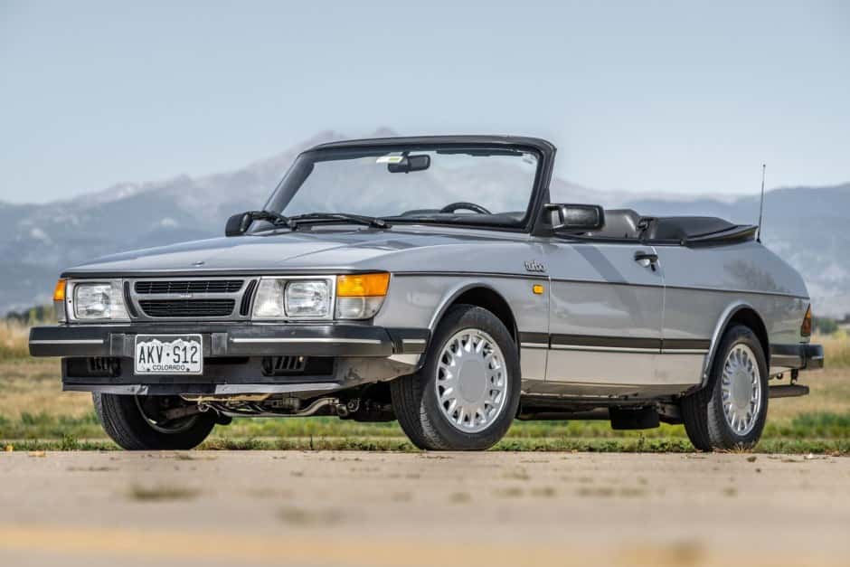 1986 Saab 900 sold for $28,900