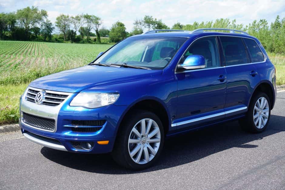 2010 Volkswagen Touareg sold for $18,500