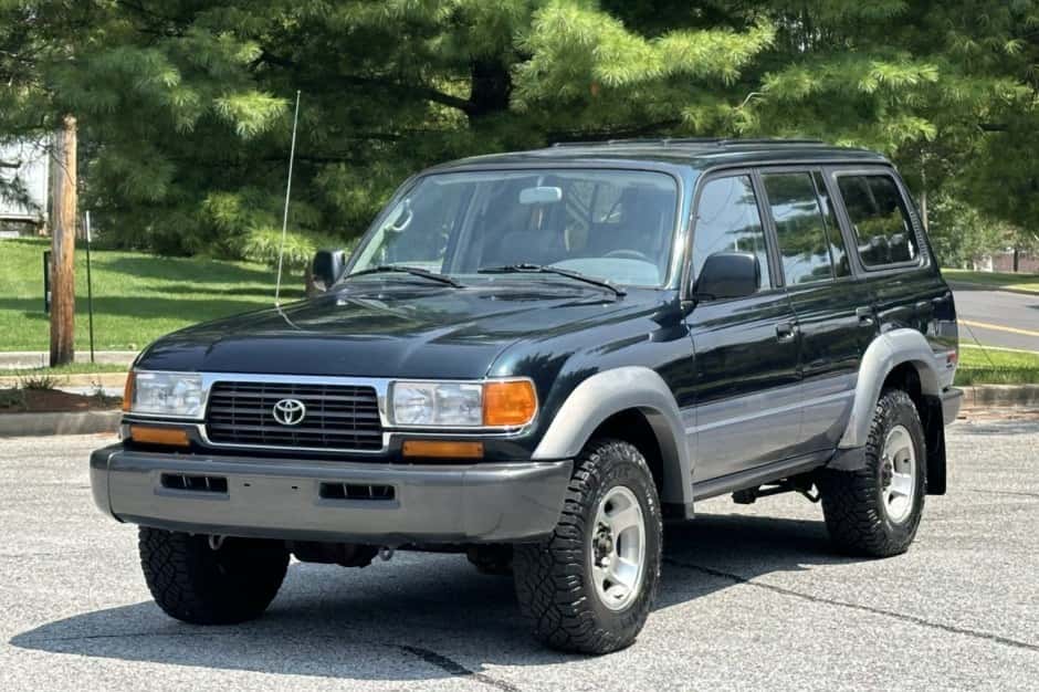 1996 Toyota Land Cruiser 80-Series sold for $21,251