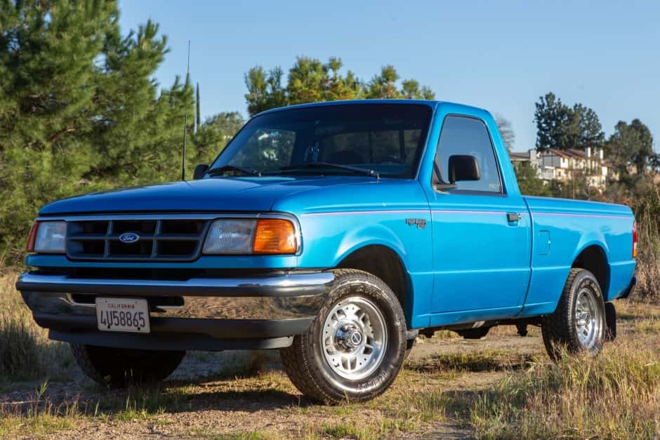 1993 Ford Ranger 1993-1997 sold for $10,500