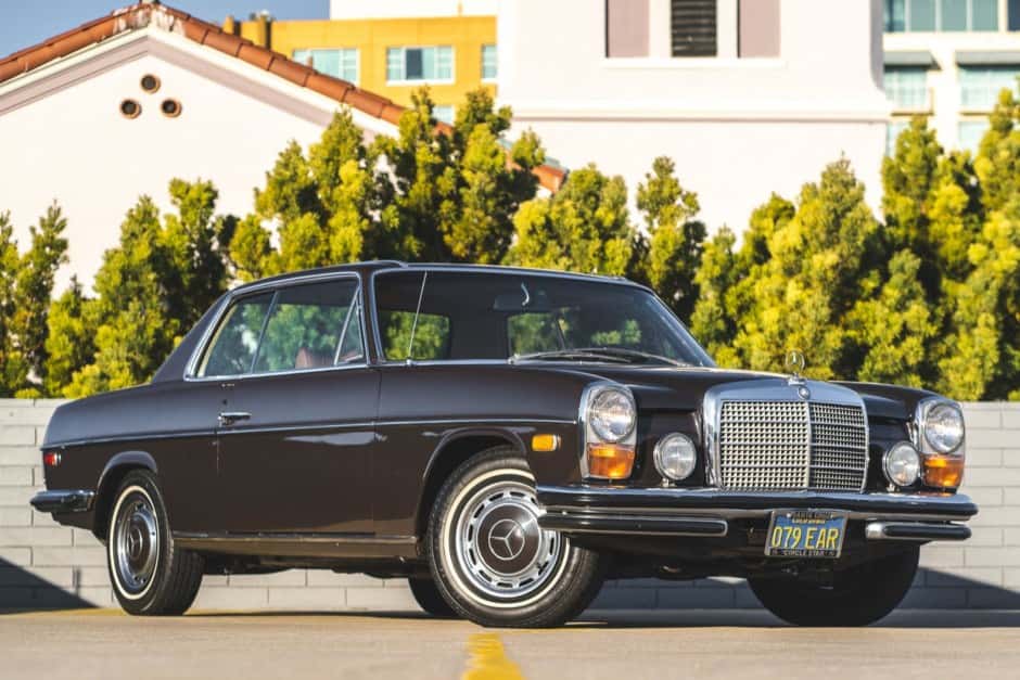 1971 Mercedes-Benz W114 & W115 sold for $14,750