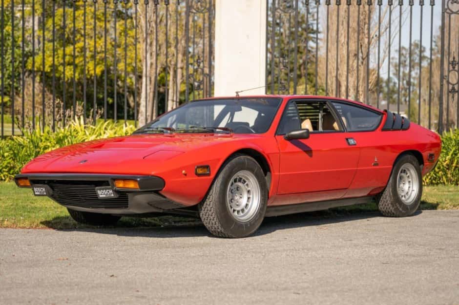 1975 Lamborghini Urraco sold for $71,000