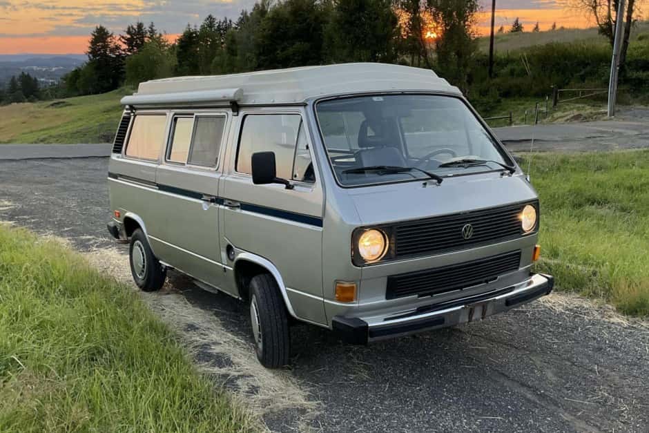 1985 Volkswagen Vanagon sold for $18,777
