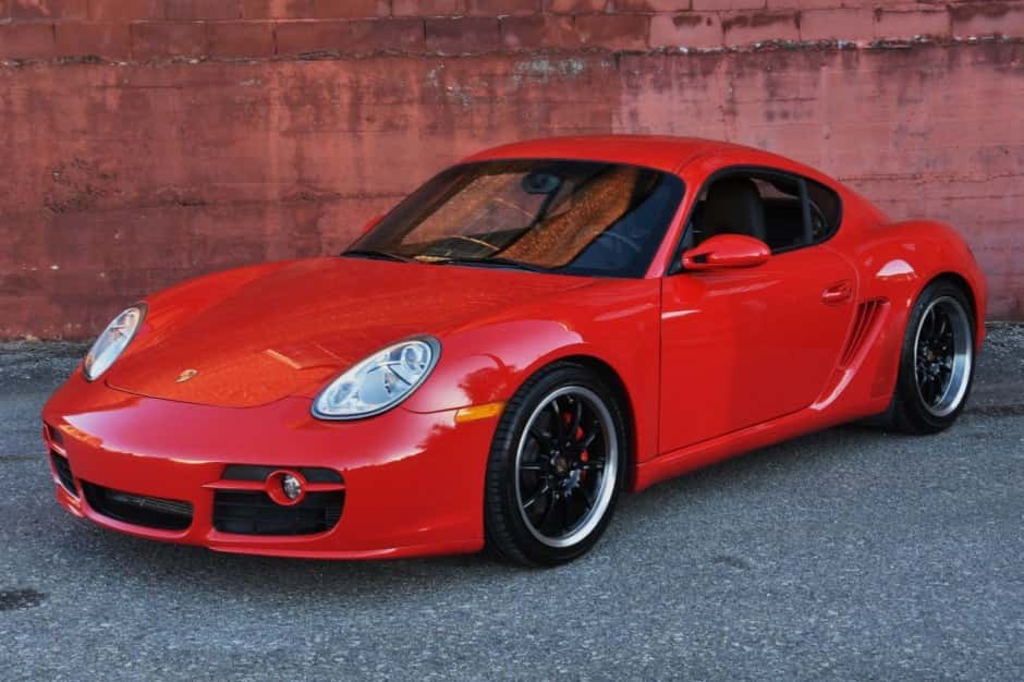 2008 Porsche 987 Cayman sold for $35,500