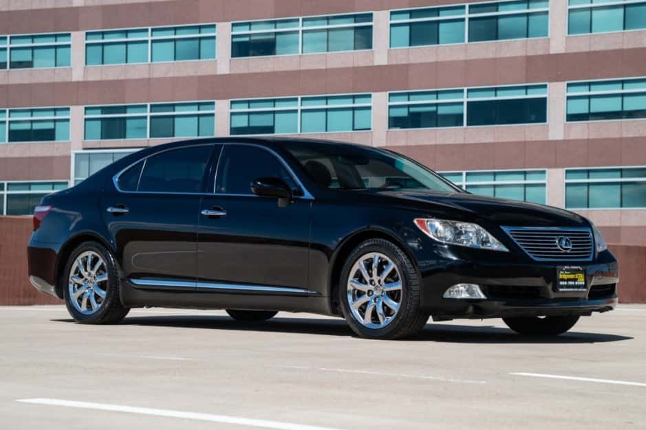 2007 Lexus LS Sedan sold for $21,500