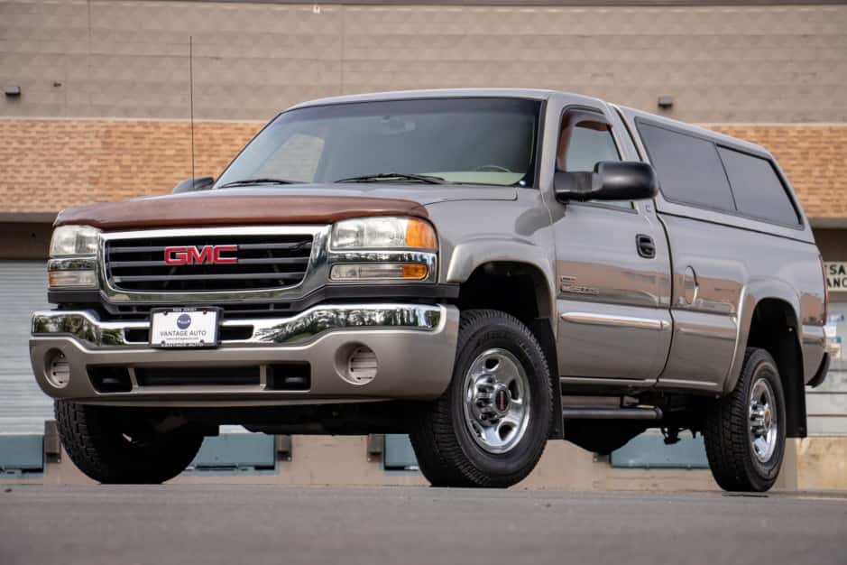 2003 GMC Sierra HD (GMT800 2000-2007) sold for $26,000