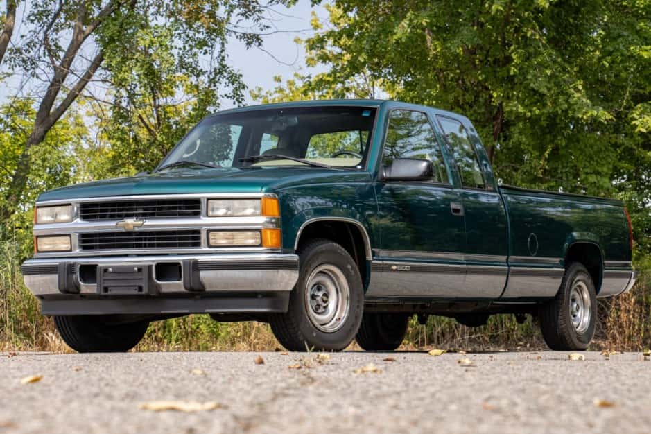 1996 Chevrolet C/K GMT400 (1988-2002) sold for $11,500
