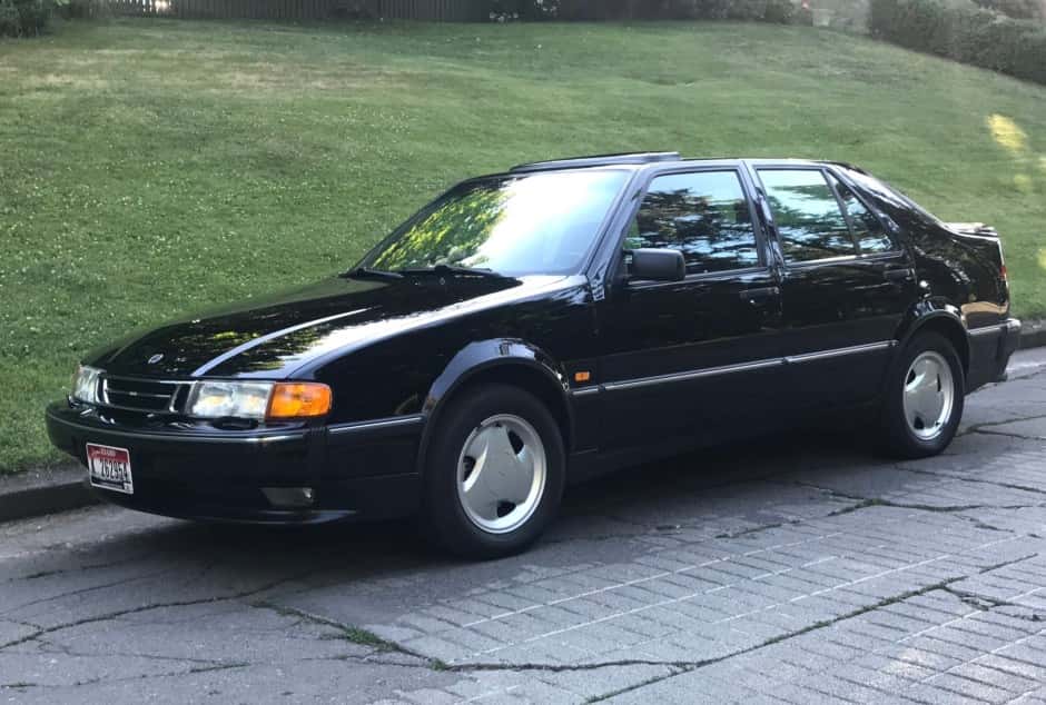 1994 Saab 9000 sold for $10,750