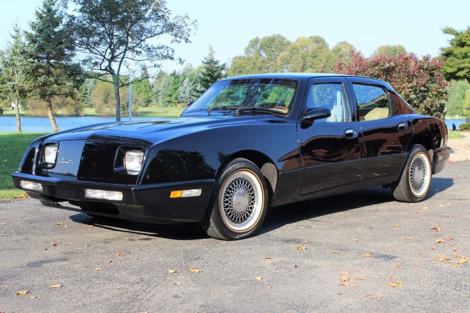 1990 Studebaker Avanti sold for $20,000