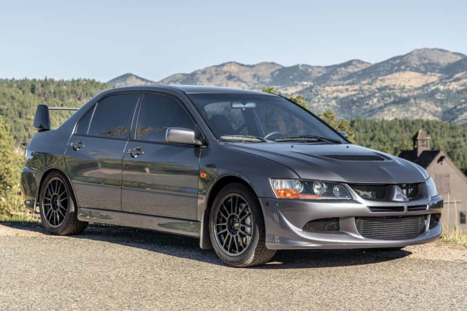 2005 Mitsubishi Lancer Evolution sold for $30,250