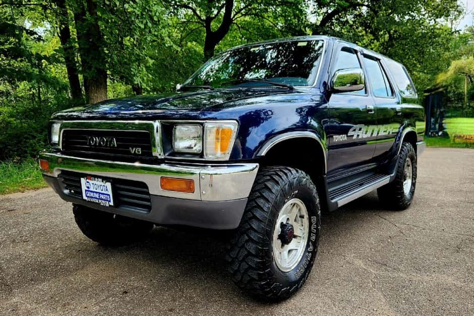 1991 Toyota 4Runner (N120) sold for $15,500