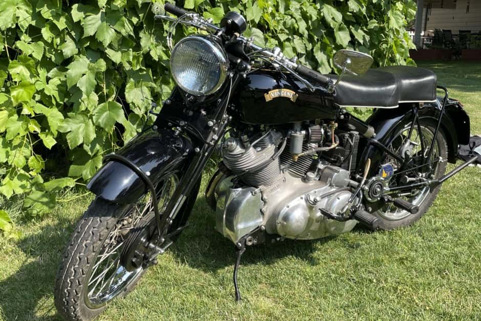 1953 Vincent Rapide sold for $36,063