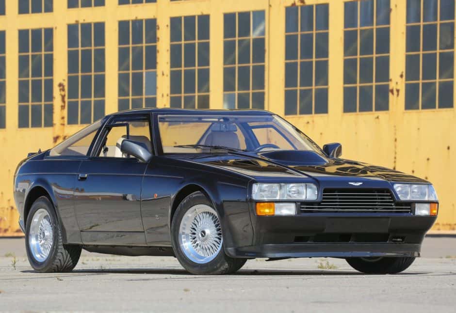 1987 Aston Martin V8 (1977-1989) sold for $285,000
