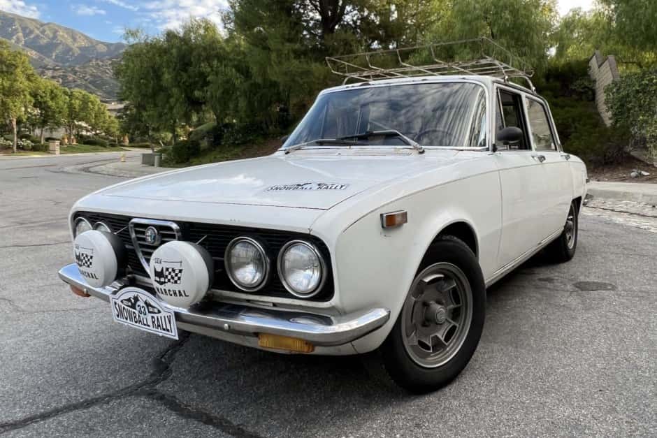 1973 Alfa Romeo 105 Series Sedan sold for $6,300