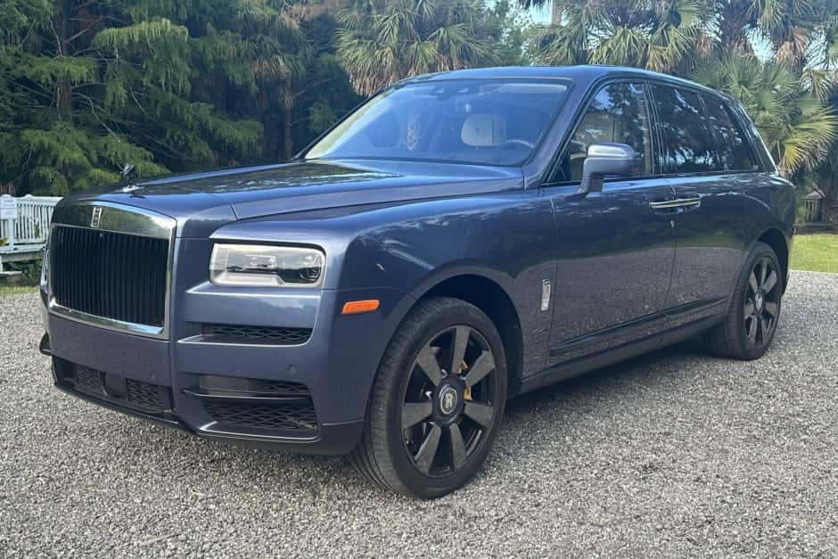 2022 Rolls-Royce Cullinan sold for $253,000