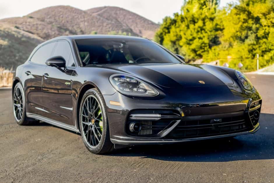 2019 Porsche Panamera sold for $97,500