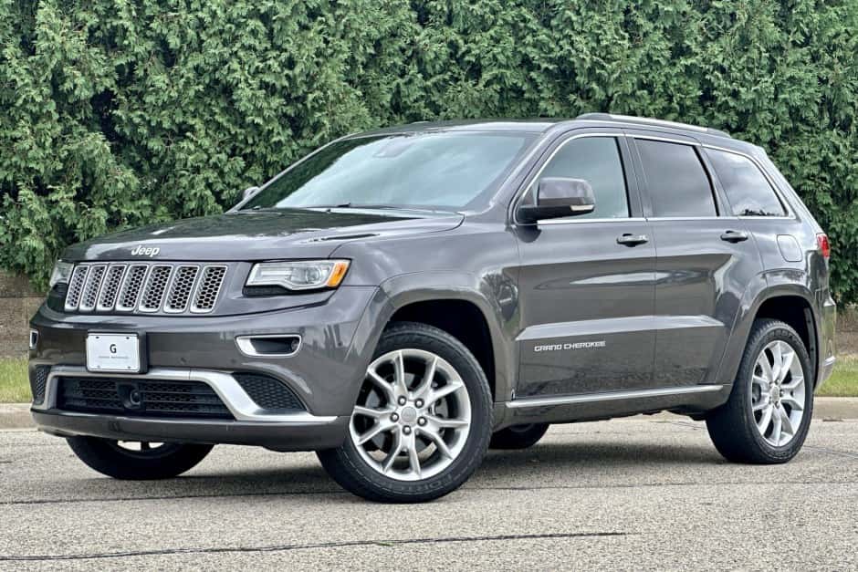 2015 Jeep WK2 Grand Cherokee sold for $21,000
