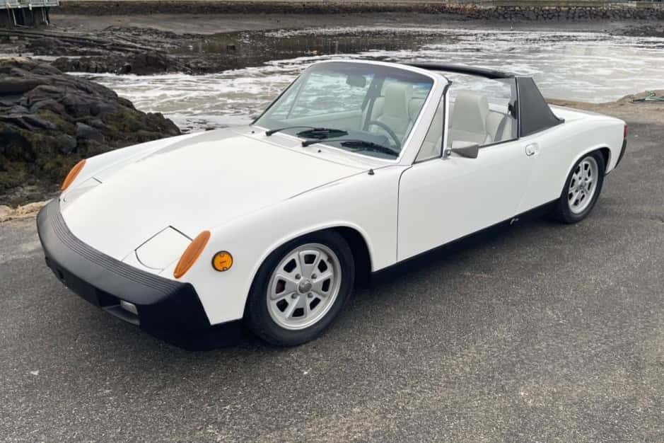 1975 Porsche 914 1.7/1.8/2.0 sold for $28,000
