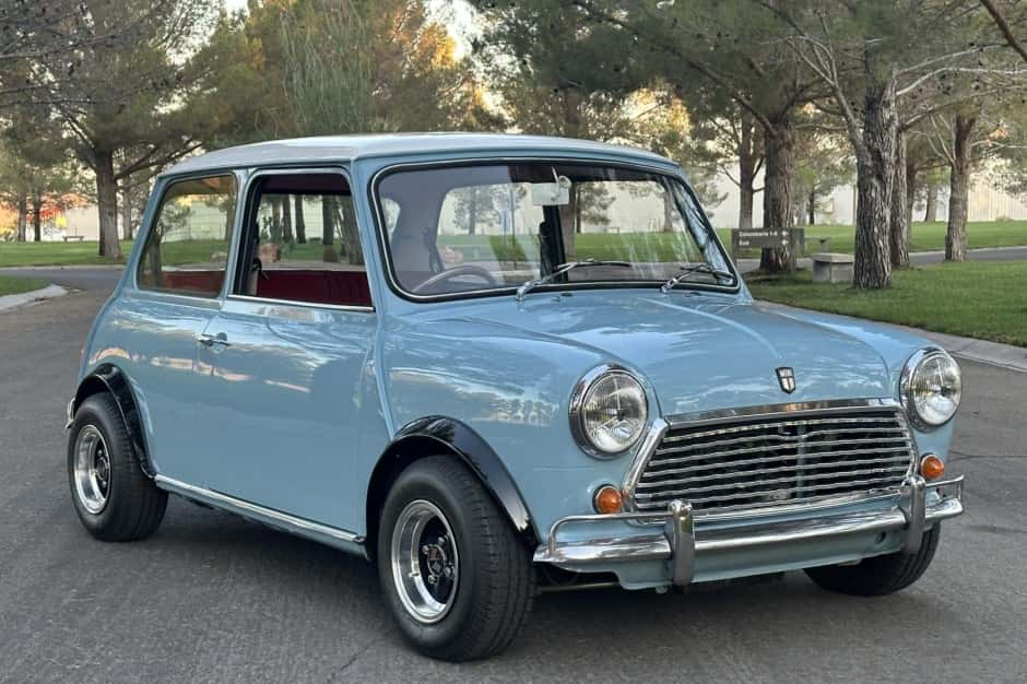 1981 Mini Mk III-Mk V sold for $17,753