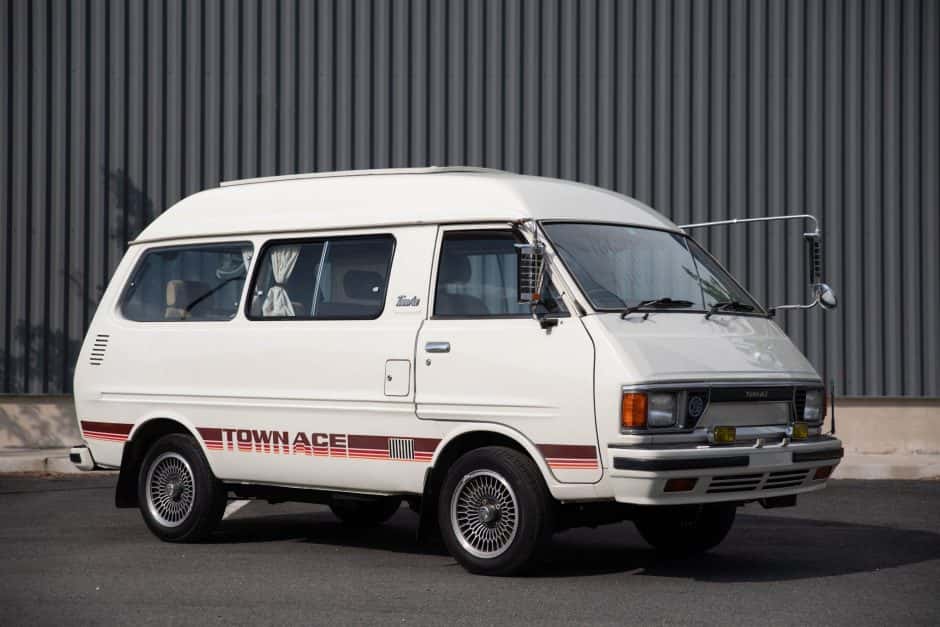 1981 Toyota HiAce sold for $7,000