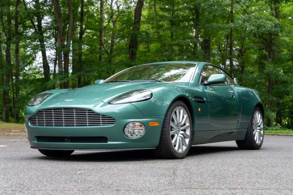 2002 Aston Martin Vanquish sold for $47,500
