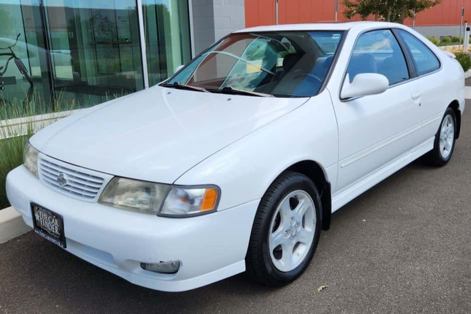 1996 Nissan  sold for $6,100
