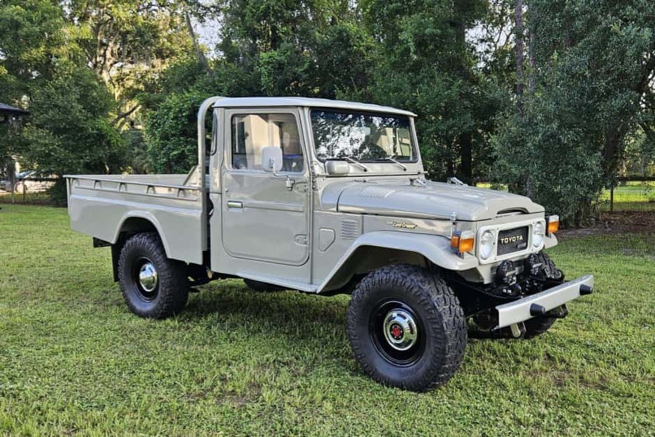 1985 Toyota Land Cruiser FJ45 sold for $40,000