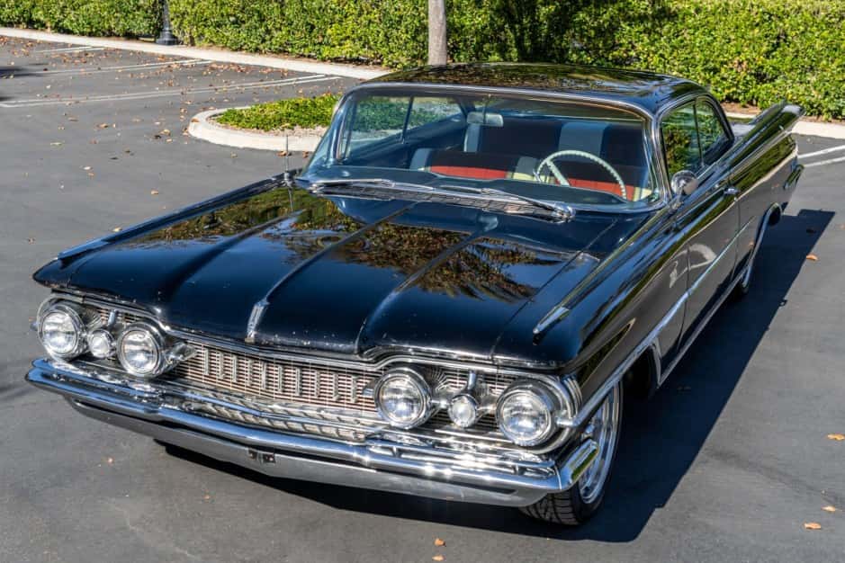1959 Oldsmobile 98 sold for $17,050