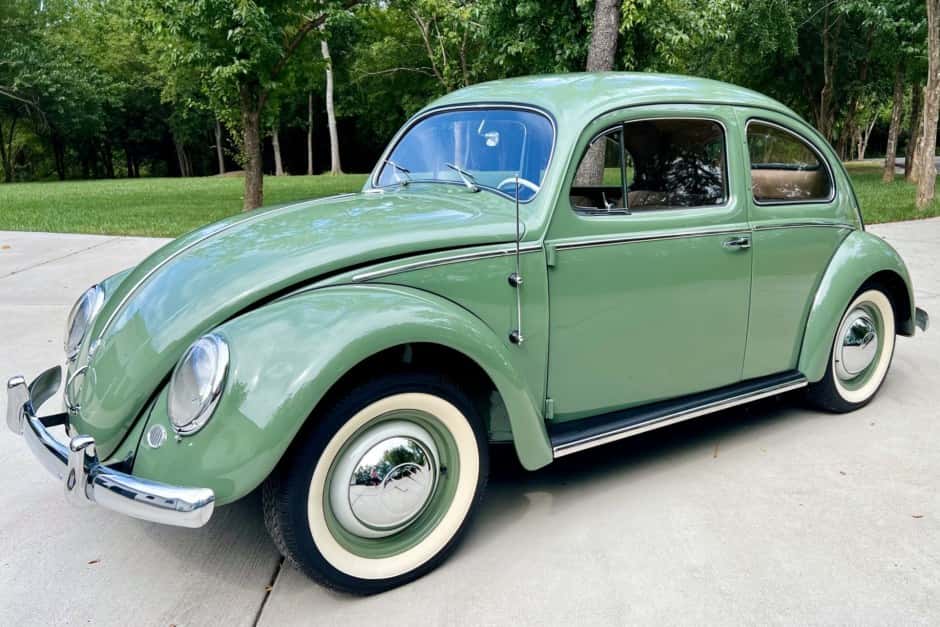 1955 Volkswagen Beetle (Oval Window) sold for $35,251