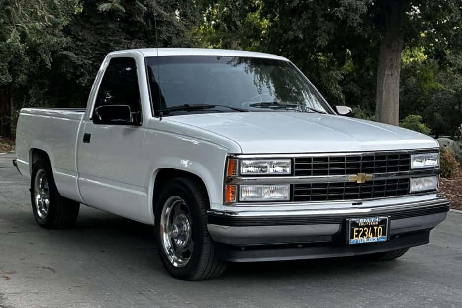 1992 Chevrolet C/K GMT400 (1988-2002) sold for $14,250